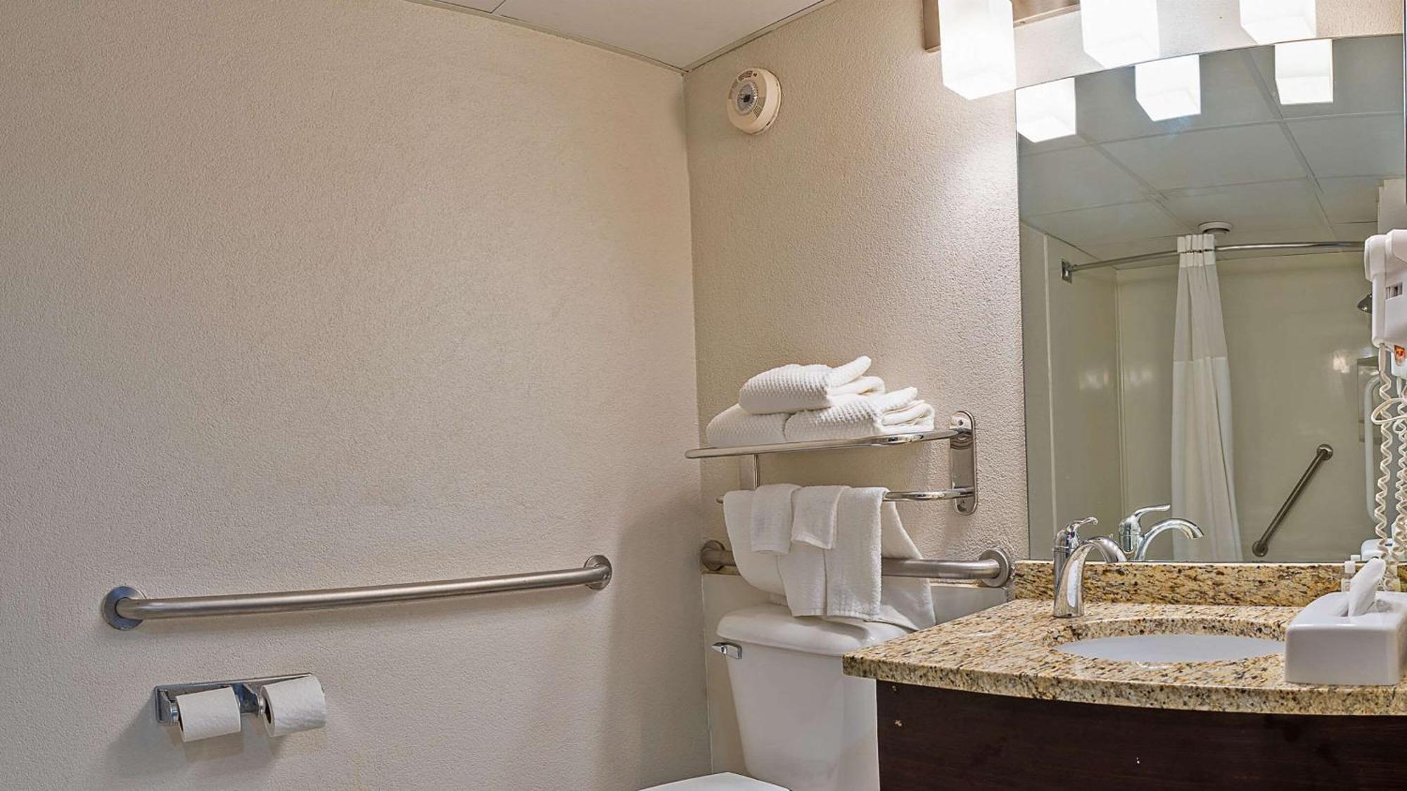 Quality Inn Milan-Sandusky Exterior photo
