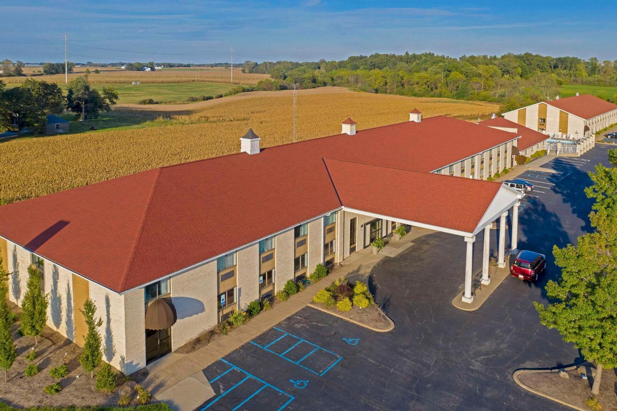 Quality Inn Milan-Sandusky Exterior photo
